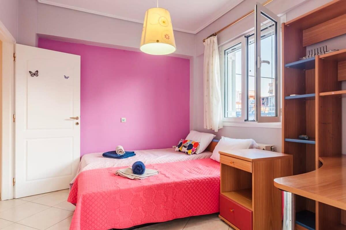 Spacious Urban Haven-Family Home, Perfect Location กาลามาตา ภายนอก รูปภาพ