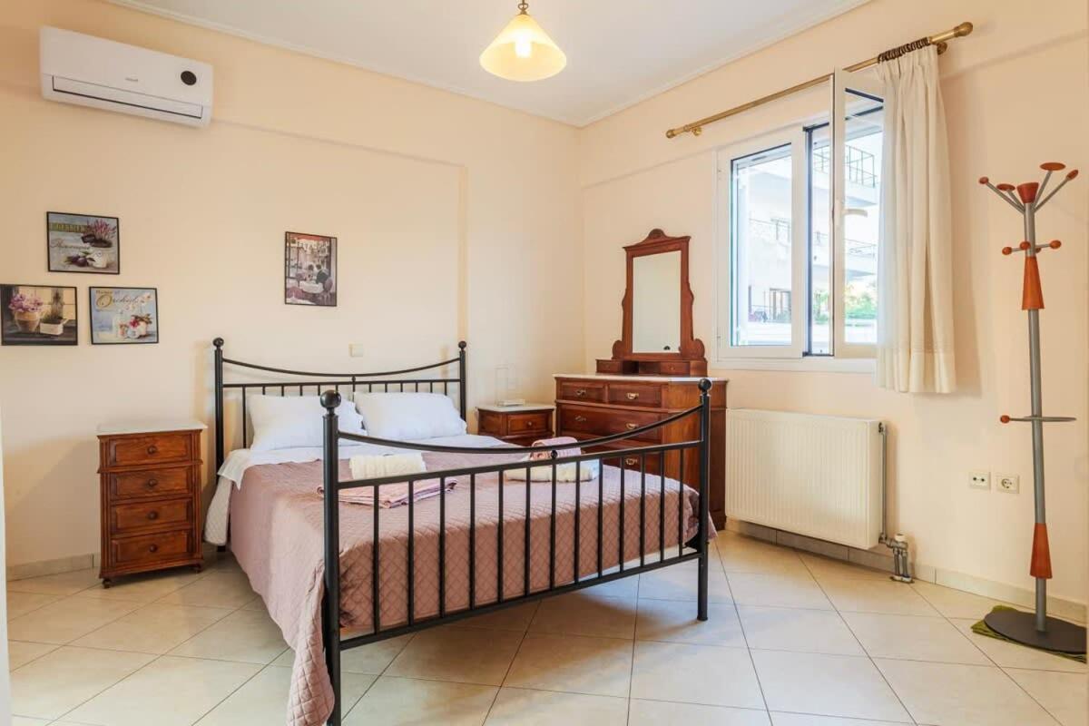 Spacious Urban Haven-Family Home, Perfect Location กาลามาตา ภายนอก รูปภาพ