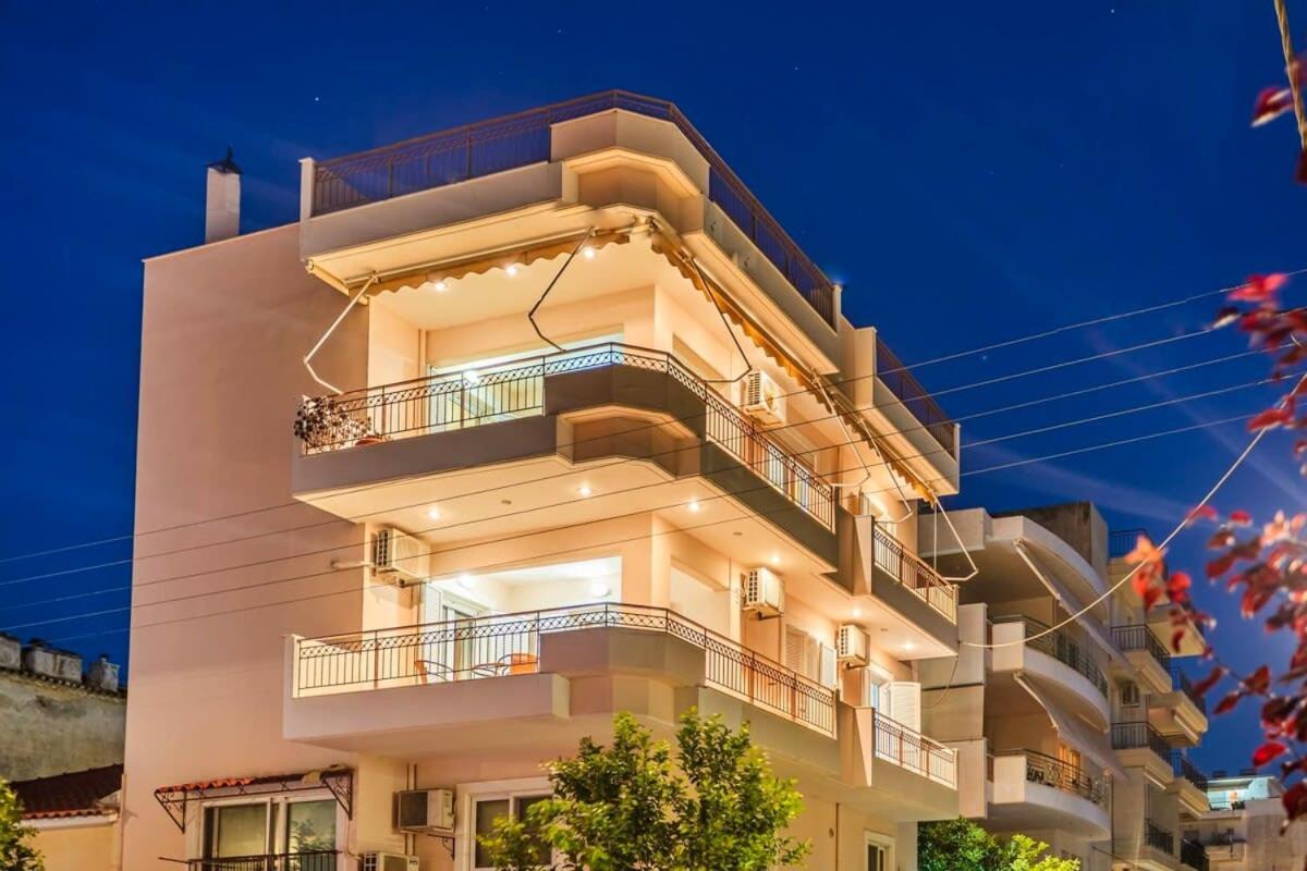 Spacious Urban Haven-Family Home, Perfect Location กาลามาตา ภายนอก รูปภาพ